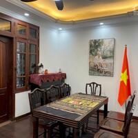 "Bán nhà phố Lê Thanh Nghị, Hai Bà Trưng 56m, 5 tầng, mt 5.7m. Giá: 16.5 tỷ. LH: 0937158386
