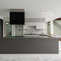 Cho Thuê Nhà Nguyên Căn Làm Văn Phòng, Studio,...Gần Chung Cư The Sun Avenue, Mặt Tiền Đẹp Quận 2