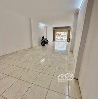 Cho Thuê Nr 3 Phòng Ngủ 2 Vệ Sinhtại Lạc Long Quân, Tân Bình, 80M2 Giá Ưu Đãi Chỉ 19 Triệu/Tháng