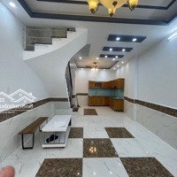 Nhà Cho Thuê 23 Triệu Ngay Lê Thị Riêng - Quận 1. Giá Bán 3Tỷ420/72.7M2 Cách Công Viên 23/9 200M