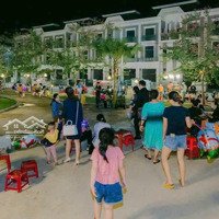 Bán Nhà Liên Kế Có Khuôn Viên Khu Nhà Mới, Đẹp, Hiện Đại Rộng Rãi Với Nhiều Cây Xanh, Công Viên