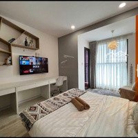 Khai Trương Siêu Phẩm Phòng Đầy Đủ Nội Thất Hiện Ban Công Thoáng Mát Bến Văn Đồn Quận 4