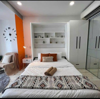 Khai Trương Siêu Phẩm Phòng Đầy Đủ Nội Thất Hiện Ban Công Thoáng Mát Bến Văn Đồn Quận 4