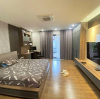 Nhà Bồ Đề - Gần Hồ Gần Công Viên - Diện Tích 50M 5Tầngmặt Tiền4.5M - Ô Tô 7 Chỗ Tận Nhà - Giá Tốt.
