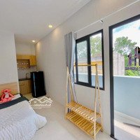 Cho Thuê Căn Hộ, Ban Công Thoáng Mát, Gần Trung Tâm, Đh Ueh