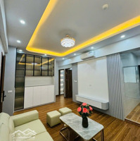 Bán Gấp Căn 3Pn-80M2 Toà C5 Trung Tâm Mỹ Đình. Nội Thất Mới Sẵn Ở Giá Hơn 4 Tỷ. Liên Hệ: 0937466689