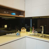 Cần Bán Chcc Soho Residence 30M2 1 Phòng Ngủ3 Tỷ Liên Hệ: 079 39 39 138 Nhung (Nhà Đẹp)