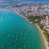 Bán Biệt Thự 150 M2 Góc 3 Mặt Tiền Hẻm Xe Tăng, Trương Công Định, Phường 3, Tp Vũng Tàu. Giá Hấp Rẻ