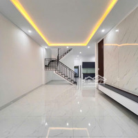 Bán Căn Nhà Sân Vườn Siêu Đẹp 6.5 * 30 Sổ Riêng Thổ Cư