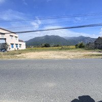 Chính Chủ Bán Đất Nguyễn Huệ, Vạn Ninh, 100M2 Full Thổ Cư. Giá Ngộp: 1Tỷ 550 Triệuiệu. Đầu Tư Sinh Lời.