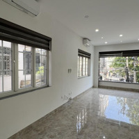 Cho Thuê Nhà Mặt Phố Quận Cầu Giấy: 400M2, 200M2, 100M2, 60M2
