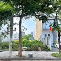 Bán gấp lô đất MT Lý Thái Tổ, DT 200m2 ngay vòng xoay Bến Cam - Phước Thiền