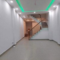 Nhà Mới 3 Lầu Gần Chợ Đầu Mối Bệnh Viện Hạnh Phúc Ưu Tiên Lâu Dài 4 Phòng Ngủ5Wc