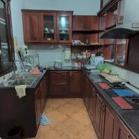 BÁN BIỆT THỰ TRẦN THÁI TÔNG CẦU GIẤY 201m2, 4 TẦNG MẶT TIỀN 10,1m GIÁ 79 TỶ.