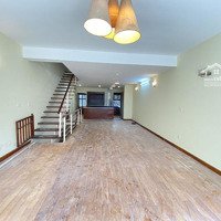 Cho Thuê Nhà Riêng 3 Phòng Ngủđường Âu Cơ, Oto Đỗ Cửa