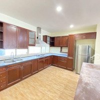 Cho Thuê Nhà Riêng 3 Phòng Ngủđường Âu Cơ, Oto Đỗ Cửa