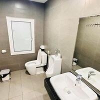 Bán toà Văn Phòng mặt phố Vương Thừa Vũ 200m, 7T thang máy giá 55 tỷ.