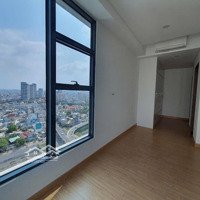 Thuê Ngay Căn Hộ Không Nội Thất Hiếm Hàng Sunwah Pearl 2 Phòng Ngủ99M2 Ntcb, View Ngoài, Giá Tốt Chỉ 27 Triệu