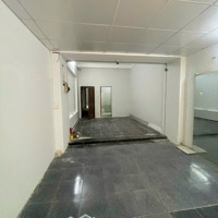 Cho Thuê Nhà Nguyên Căn 29B Hùng Vương Gần Nguyễn Duy Dương. Dt: 4 X 18M, 3Lầu. Liên Hệ: 0.0901 38 30 38