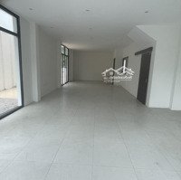 Cho Thuê Nhà Biệt Thự Hoàn Thiện Ngay Cạnh Siêu Thị Aeon Hà Đông, Trục Đường Chính 30M, Giá 20 Triệu