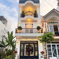 Bán Nhà 3 Tầng Mới Xây 100% Nội Thất Cao Cấp Như Hình Gần Bến Xe Tp Cần Thơ Lộ Giới 19M Giá 9 Chủ