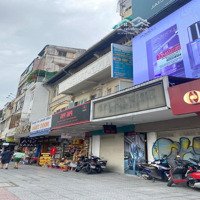 Siêu Phẩm Lâu Lâu Mới Có 1 Căn, Cho Thuê Nhà Mặt Phố Hàng Bè,Diện Tích40M2,Mặt Tiền4M, Giá Thuê Chỉ 60 Triệu Ạ