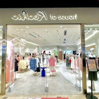 Siêu Phẩm Lâu Lâu Mới Có 1 Căn, Cho Thuê Nhà Mặt Phố Hàng Bè,Diện Tích40M2,Mặt Tiền4M, Giá Thuê Chỉ 60 Triệu Ạ