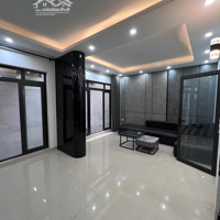 Bán Nhà Nguyễn Văn Cừ 47M2 Giá Bán 9.25Tỷ - Gần Ô Tô - Gần Phố - Long Biên