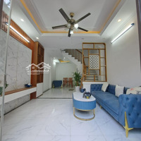 Bán Nhà Gấp, Vĩnh Hưng, Ô Tô Đỗ Cửa, Lô Góc Thoáng Sáng, 5 Tầng Kiên Cố, 5,2 Tỷ