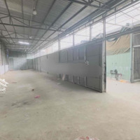 Kho Xưởng 300M2 Phạm Văn Đồng Hẻm Tải
