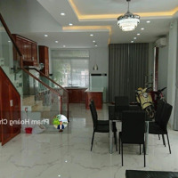 Cho Thuê Biệt Thự Hồ 2 Mặt Tiền Lakeview City 8X22M 1 Trệt 2 Lầu Full Nội Thất Giá Bán 35 Triệu 3 Phòng Ngủ4Wc