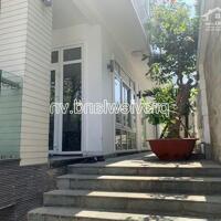 Cho thuê biệt thự Quận 2, đường 18, An Phú, 200m2, 1 hầm + 4 tầng, 9P