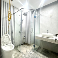 Bán Nhà Mới Hiếm Trần Khát Chân 40M2 Số , 6 Tầng, Ngõ Rộng Về Ở Luôn, Chỉ Hơn 8 Tỷ.