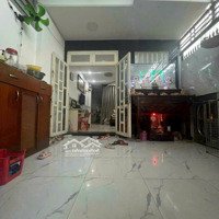 Bán Gấp Nhà Chợ Đệm Bình Chánh. 1 Trệt 2 Lầu Giá Bán 820 Triệu