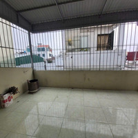 Nhà 5 Tầng, 3 Phòng Ngủ, 4 Nhà Vệ Sinh, 1 Khách, Hướng Đông Nam, Căn Góc. Diện Tích: 32.8M2