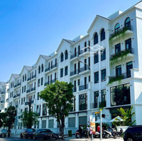 Săn Hàng Biệt Thự Giá Tốt Nhất Vinhomes Grand Park. Liên Hệ 0828030977 Thiện