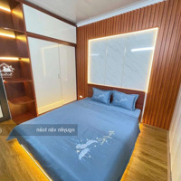 Bán Cc 2 Phòng Ngủ 2 Vệ Sinh 100M2 Tại Khương Trung, Thanh Xuân, Hn, Giá Bán 3,52 Tỷ