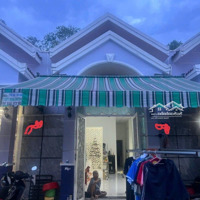Căn Nhà Phố Sổ Riêng. 2 Phòng Ngủ, Đường Nhựa 6M. Giá Bán 250 Triệu Mua Vay Bank Hoặc 1,05 Tỷ Tiền Mặt.
