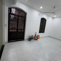 Cần Cho Thuê Nhà Mp Đồng Me,Mễ Trì Ntn 70M,5T Đh Đường Ô Tô Giá 30 Triệu