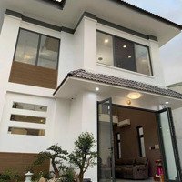 Chính Chủ Cần Tiền Bán Gấp Biệt Thự Siêu Đẹp Tại Trung Tâm P Phú Lợi