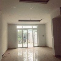 Cho Thuê Nhà 1 Trệt 2 Lầu Gần Tiểu Học Chánh Nghĩa
