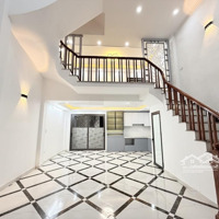 Bán Gấp Nhà Tại Vũ Tông Phan 46M2X5T, 4 Phòng Ngủgiá Siêu Hời 5,5 Tỷ - Sđcc, Phố Vip Siêu Tiện Ích