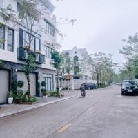 Cần bán nhà LK 6 tầng ~50m2, DÂN XÂY ĐẸP - PHÂN LÔ VỈA HÈ – 4 Ô TÔ TRÁNH-TRUNG TÂM HÀ ĐÔNG giá 15.9 tỷ có tl (Nói KHÔNG