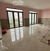 Bán Toà Nhà Đường Huỳnh Thiện Lộc Quận Tân Phú 7,5 X 47M 1 Hầm 6 Tấm - 9 Phòng Rộng