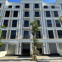 Cho Thuê Nhà Phố Liền Kề Giá Tốt Nhất Vinhomes Grand Park. Liên Hệ 0828030977 Thiện