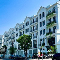 Cho Thuê Nhà Phố Liền Kề Giá Tốt Nhất Vinhomes Grand Park. Liên Hệ 0828030977 Thiện