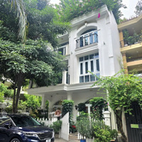 Bán Biệt Thự Góc 2Mt Nội Khu Nguyễn Trọng Tuyển Tân Bình, Vô Ở Liền -Diện Tích8X23M, 180M2, 4 Tầng