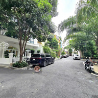 Bán Biệt Thự Góc 2Mt Nội Khu Nguyễn Trọng Tuyển Tân Bình, Vô Ở Liền -Diện Tích8X23M, 180M2, 4 Tầng