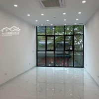 Nhà Cho Thuê Khu Bàu Cát, Q.tân Bình, Dt: 5,5X20M, 1 Trệt 5 Lầu, Ốp Kính Sang Trọng