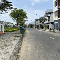 Chính Chủ Cần Bán Vài Lô Đất Gần Cầu Nguyễn Tri Phương. Lh Em Trang 0935.854.456
